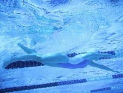 שיפור קואורדינציה באמצעות שחייה